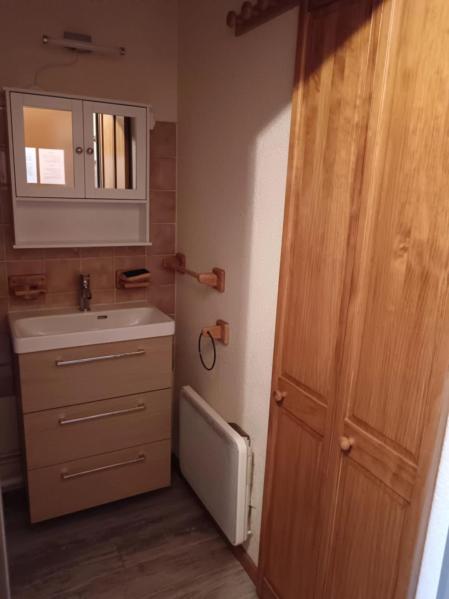 Appartement Confortable Avec Vue Sur La Montagne Notre-Dame-de-Bellecombe Luaran gambar